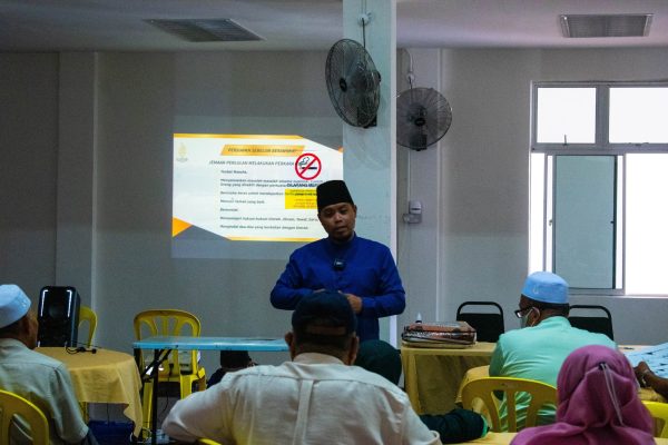 photo_6183800471928550287_w